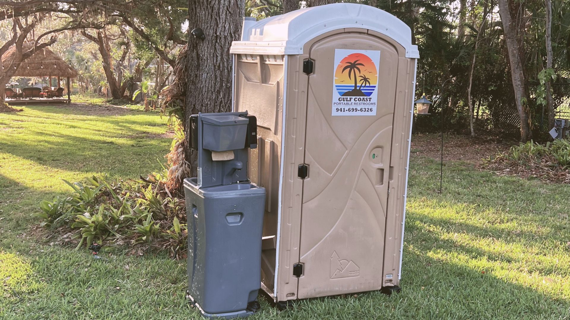 portable toilet on site in hardee county florida